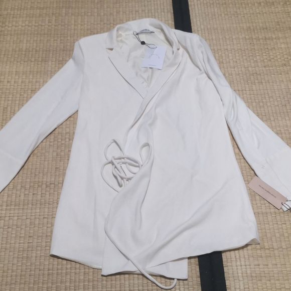 ORSEUND IRIS Boxy Wrap Dress Ivory - Picture 5 of 8